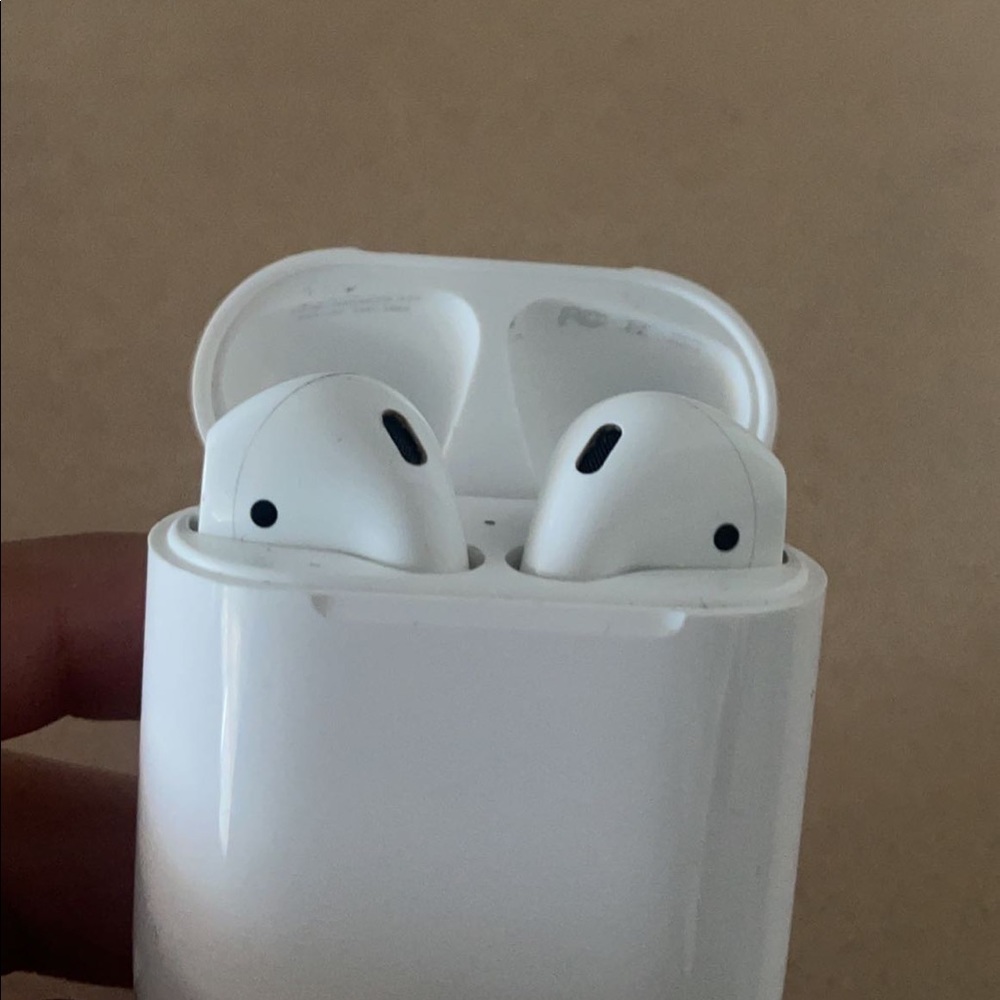 AirPods 2nd Gen